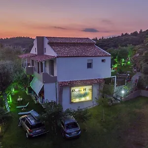 Pagona House Апартаменты